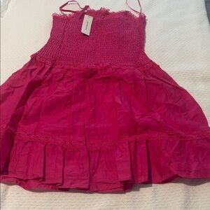 Francesca’s bold pink party dress large
